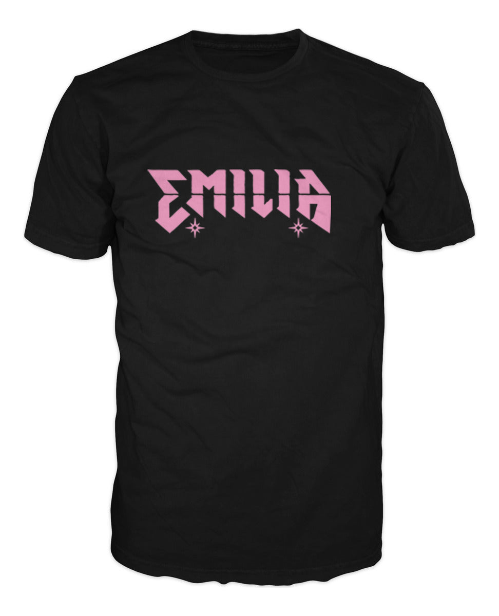 Emilia Mernes Playera Pop Regueton Balada