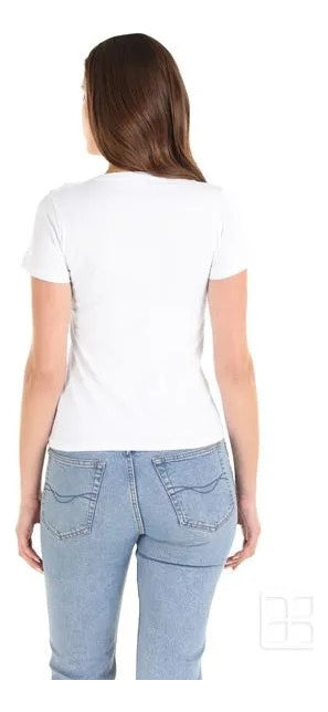 Pochacco Playera Sanrio